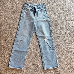 Levi’s Ribcage Straight Jeans